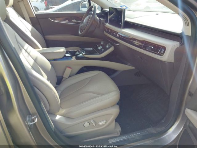 2021 LINCOLN NAUTILUS 2LMPJ6K9XMBL01227 Photo 4
