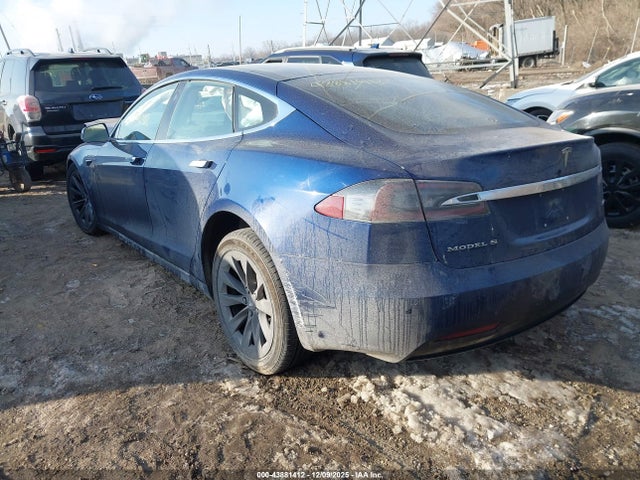 2018 TESLA MODEL S 5YJSA1E22JF282960 Photo 2