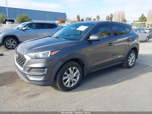 KM8J23A47MU337874 Hyundai TUCSON SE
