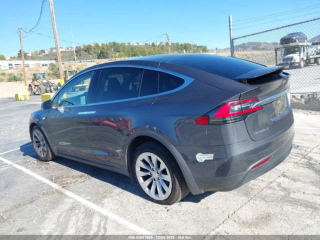 2016 TESLA MODEL X 5YJXCBE28GF021119 Photo 2
