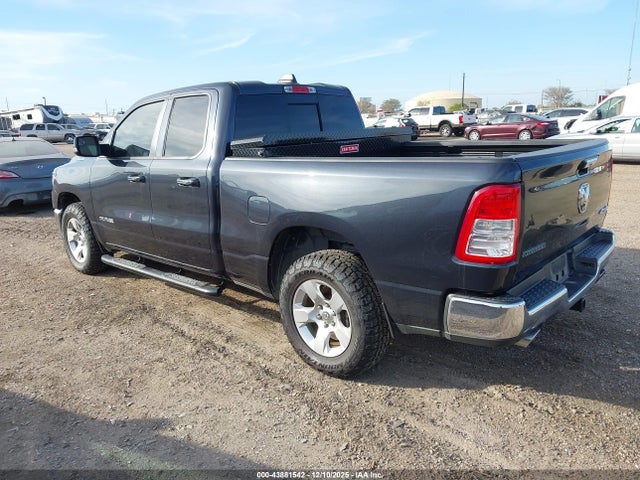 2020 RAM 1500 1C6SRFBT3LN281136 Photo 2
