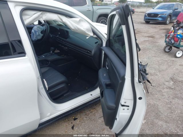 2023 HONDA HR-V 3CZRZ1H77PM711250 Photo 4