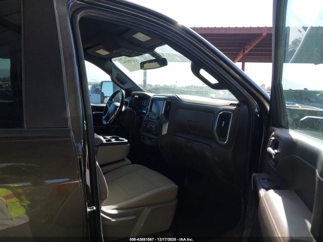 2GC4YNEY2P1711266 Chevrolet Silverado 2500hd 4wd Standard Bed Lt