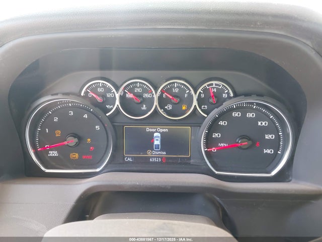 2GC4YNEY2P1711266 Chevrolet Silverado 2500hd 4wd Standard Bed Lt