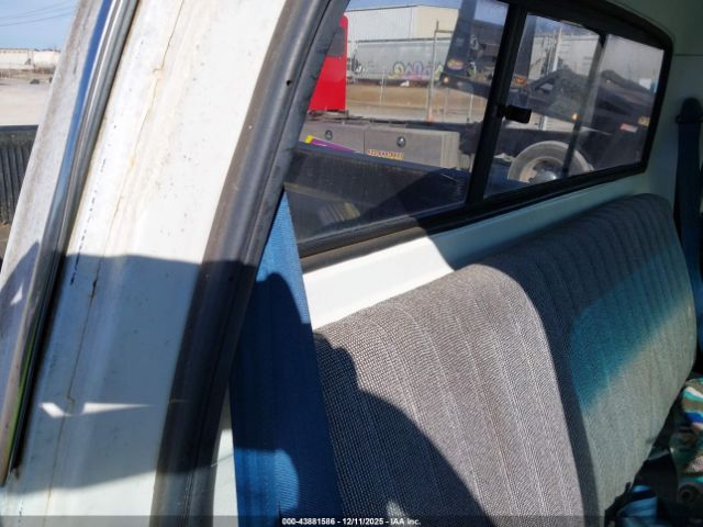 1987 CHEVROLET R10 1GCDR14H9HF348644 Photo 7