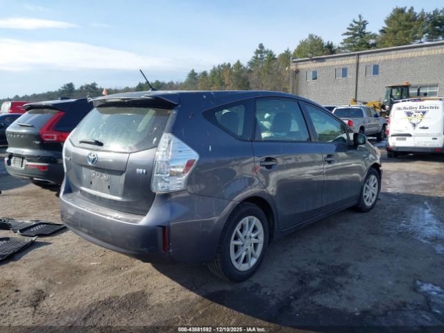 2013 TOYOTA PRIUS V JTDZN3EU3D3270706 Photo 3