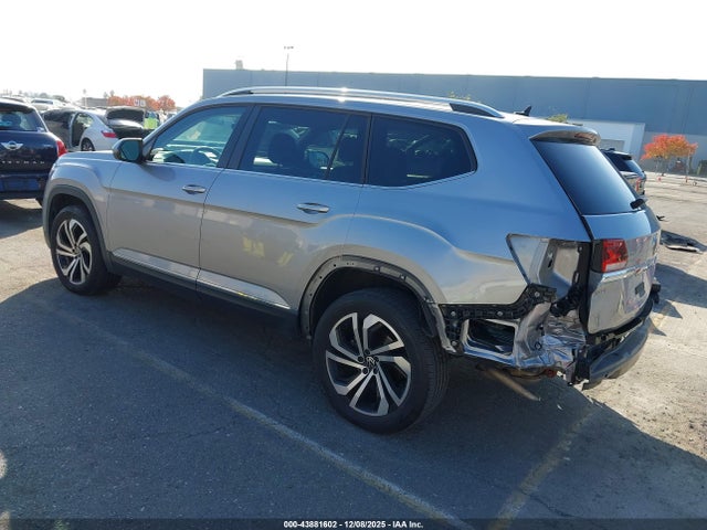 2023 VOLKSWAGEN ATLAS 1V2BP2CA9PC501030 Photo 2