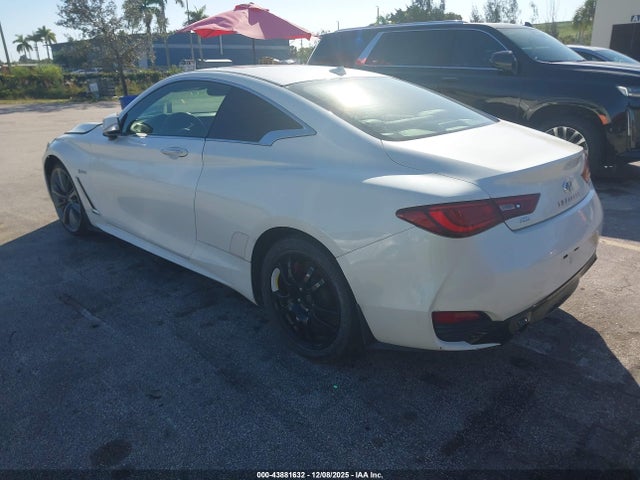 2018 INFINITI Q60 JN1FV7EL5JM631024 Photo 2