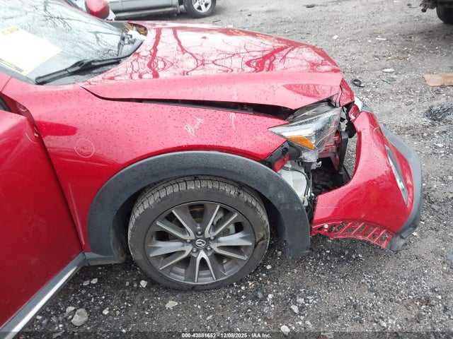 2018 MAZDA CX-3 JM1DKFD76J0311245 Photo 5
