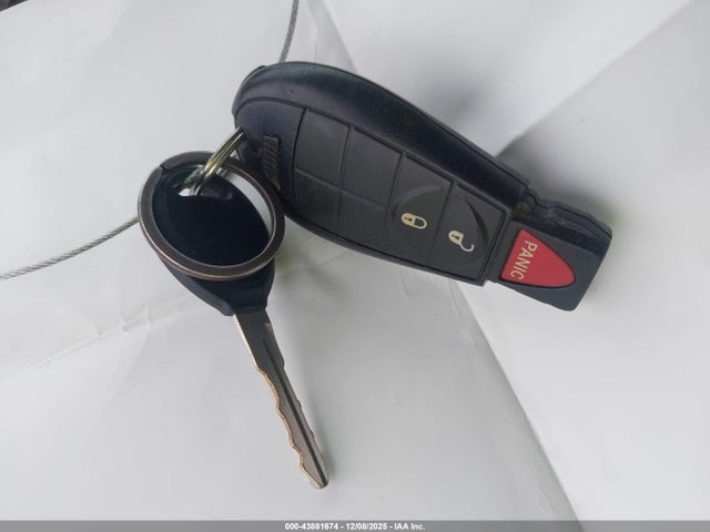 2013 RAM 1500 1C6RR7GTXDS507205 Photo 10