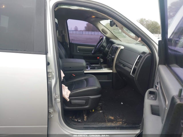 2013 RAM 1500 1C6RR7GTXDS507205 Photo 4