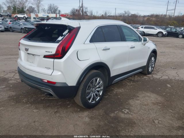 2020 CADILLAC XT4 1GYFZDR47LF141060 Photo 3