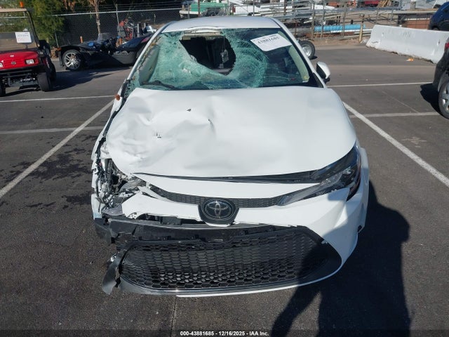 Toyota COROLLA LE 2021 JTDEPMAE8MJ171047 Image 13
