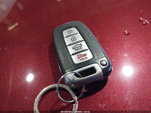 Продаж на аукціоні авто 2012 Hyundai Genesis 3.8, vin: KMHGC4DDXCU189601, номер лоту: 43881691