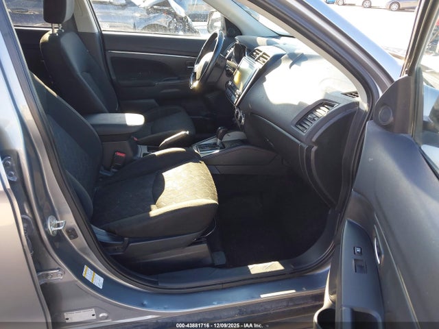 2021 MITSUBISHI OUTLANDER SPORT JA4APUAU3MU031390 Photo 4