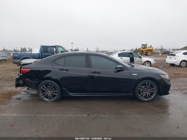 Acura j35y6 2019 19UUB2F67KA000014 Image 12