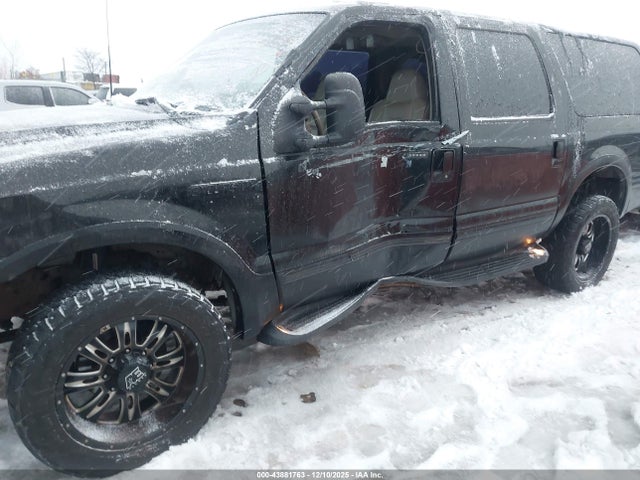 43881763 :رقم المزاد ، 1FMNU43S53EB55497 vin ، 2003 Ford Excursion Limited مزاد بيع