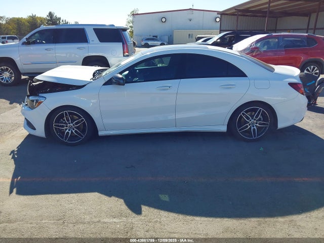 Mercedes-Benz CLA 250 2019 WDDSJ4EB1KN751451 Image 14