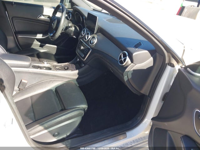 Mercedes-Benz CLA 250 2019 WDDSJ4EB1KN751451 Image 5