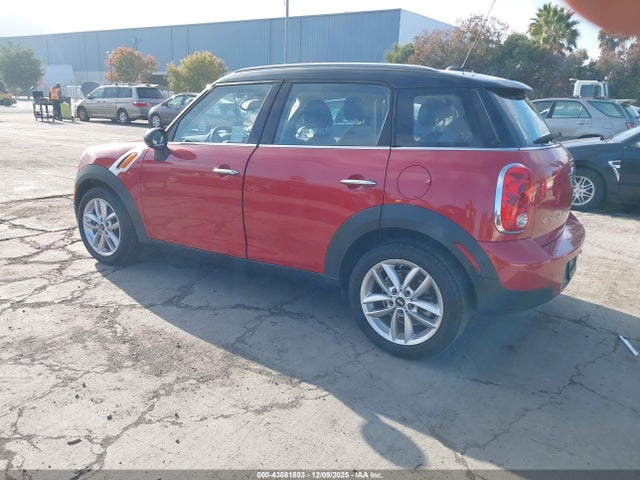 2014 MINI COUNTRYMAN WMWZB3C52EWR37072 Photo 2