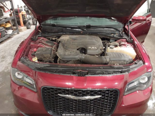 2018 CHRYSLER 300 2C3CCAGG5JH165685 Photo 9