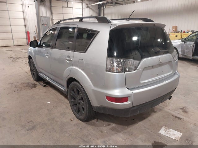 2013 MITSUBISHI OUTLANDER JA4JT3AW2DU004401 Photo 2
