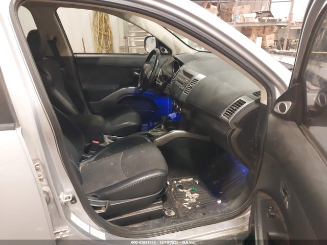 2013 MITSUBISHI OUTLANDER JA4JT3AW2DU004401 Photo 4