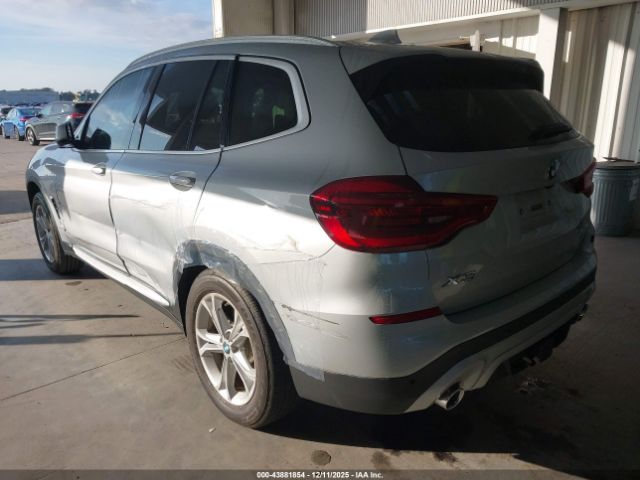 2020 BMW X3 5UXTY3C09L9C13520 Photo 2