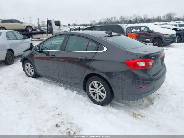 2017 CHEVROLET CRUZE 1G1BE5SM3H7221689 Photo 2