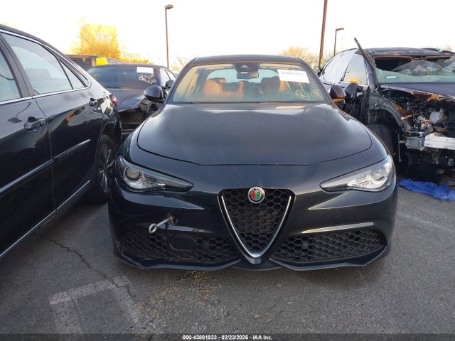ZARFAMBN4K7603962 Alfa Romeo Giulia Ti Sport Rwd