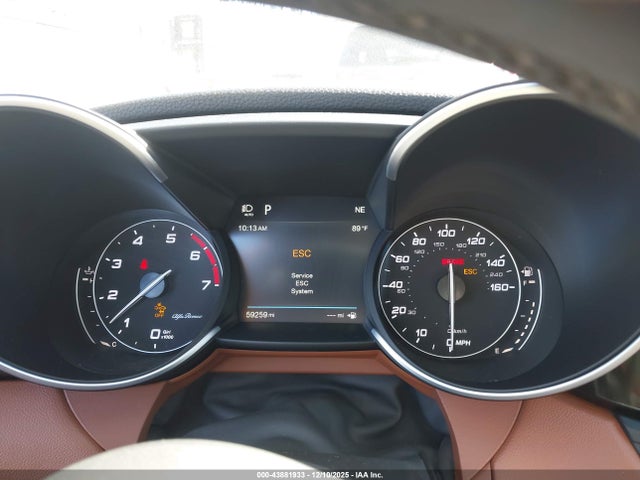 ZARFAMBN4K7603962 Alfa Romeo Giulia Ti Sport Rwd