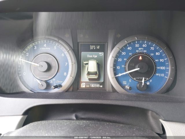 2018 TOYOTA SIENNA 5TDZZ3DC8JS959924 Photo 6