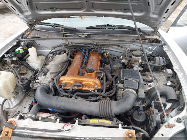 43881994 :رقم المزاد ، JM1NB3539Y0155291 vin ، 2000 Mazda Mx-5 Miata Ls/special Edition مزاد بيع