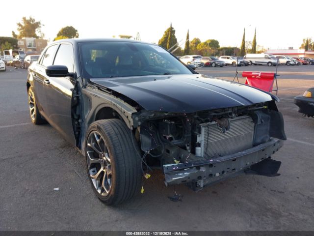 2016 CHRYSLER 300 2C3CCABG9GH207968