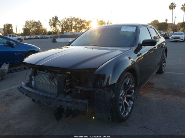 2016 CHRYSLER 300 2C3CCABG9GH207968 Photo 1