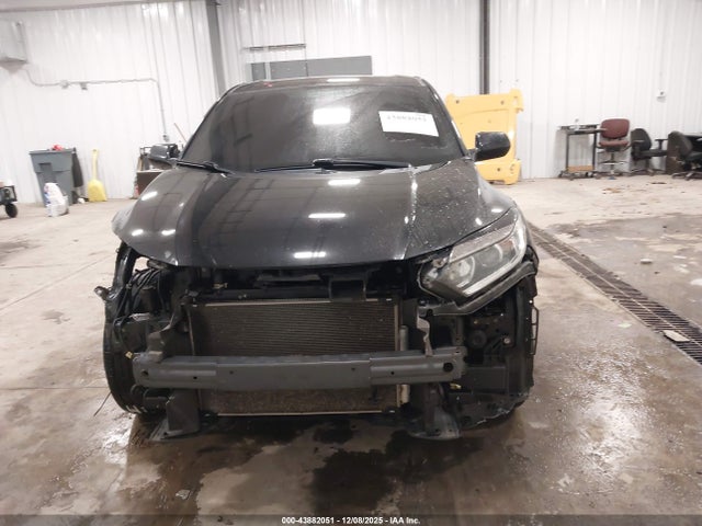 3CZRU6H35KG725650 Honda HR-V LX