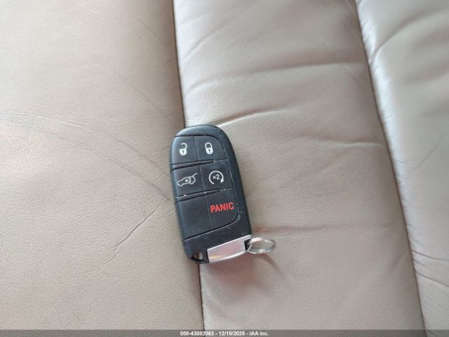 2016 JEEP GRAND CHEROKEE 1C4RJFBG1GC496856 Photo 10