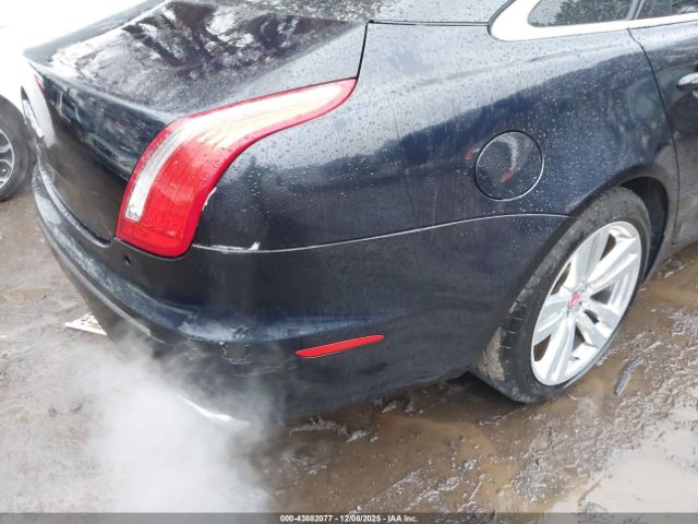 2012 JAGUAR XJ SAJWA2GB8CLV27248 Photo 5