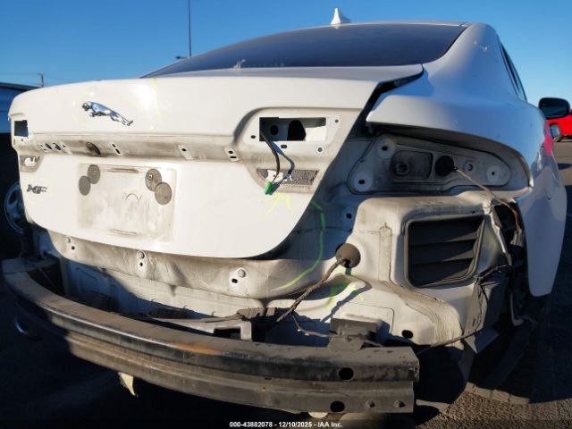 2013 JAGUAR XF SAJWA0ESXDPS89484 Photo 5