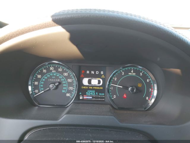 2013 JAGUAR XF SAJWA0ESXDPS89484 Photo 6