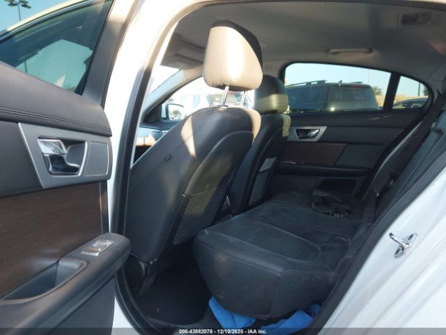 2013 JAGUAR XF SAJWA0ESXDPS89484 Photo 7