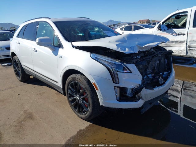 2022 CADILLAC XT5 1GYKNGRS7NZ128725 Photo 0