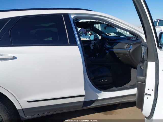 2022 CADILLAC XT5 1GYKNGRS7NZ128725 Photo 4