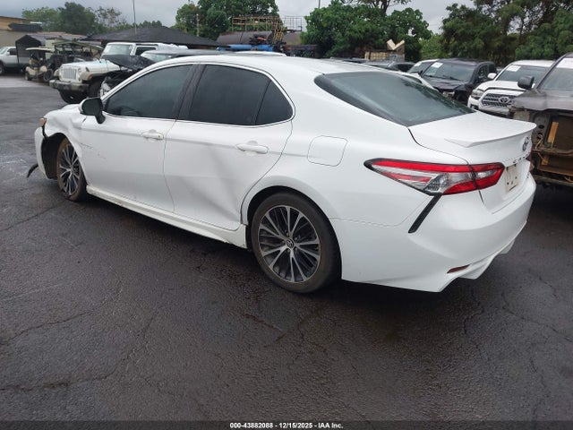 4T1B11HK3JU518370 Toyota CAMRY SE