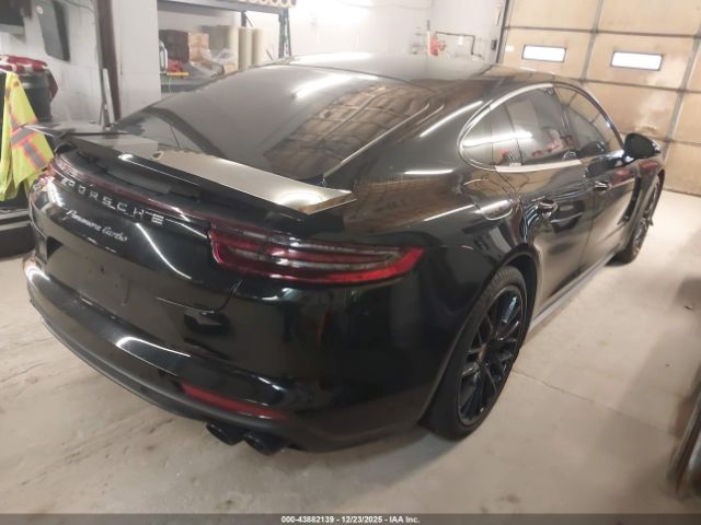 2017 PORSCHE PANAMERA WP0AF2A78HL151771 Photo 3