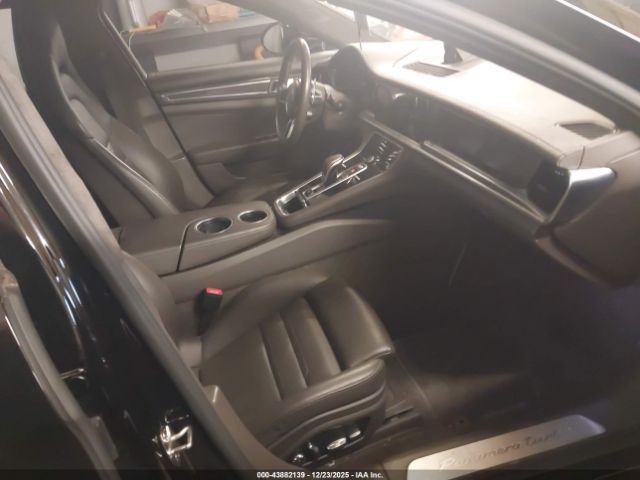 2017 PORSCHE PANAMERA WP0AF2A78HL151771 Photo 4