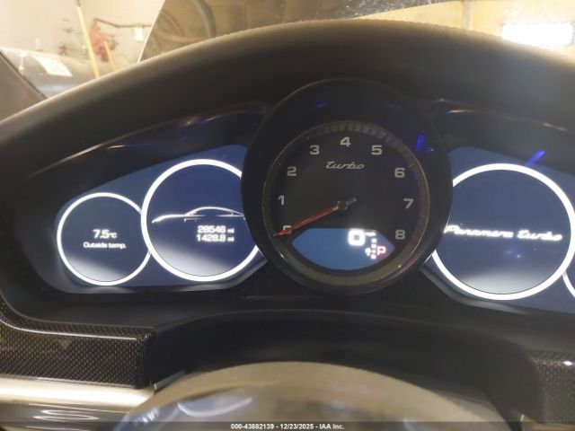 2017 PORSCHE PANAMERA WP0AF2A78HL151771 Photo 6