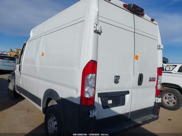 Продажа на аукционе авто 2020 Ram Promaster 1500 High Roof 136 Wb, vin: 3C6TRVBG3LE103328, номер лота: 43882156