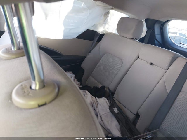 KM8SM4HF6HU227884 Hyundai Santa Fe Se