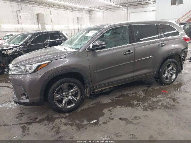 2019 TOYOTA HIGHLANDER 5TDDZRFH6KS936357 Photo 1